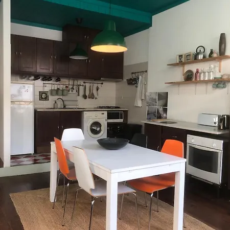 Apartment Art House