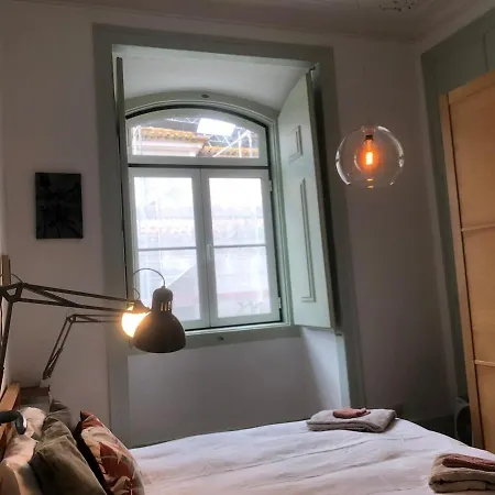 Art House Apartment *