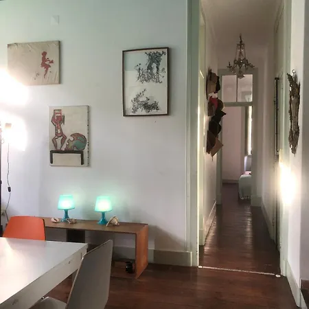 Apartment Art House